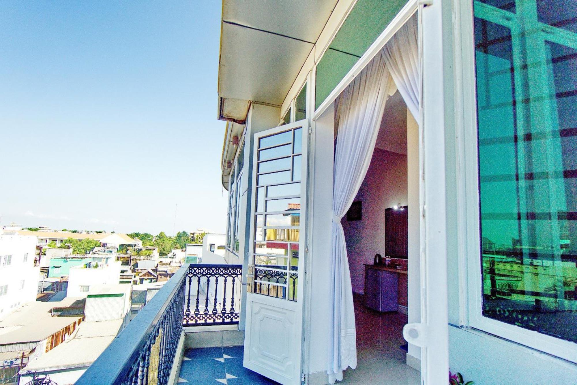 Hotel Hai Chau Chau Doc Exteriör bild