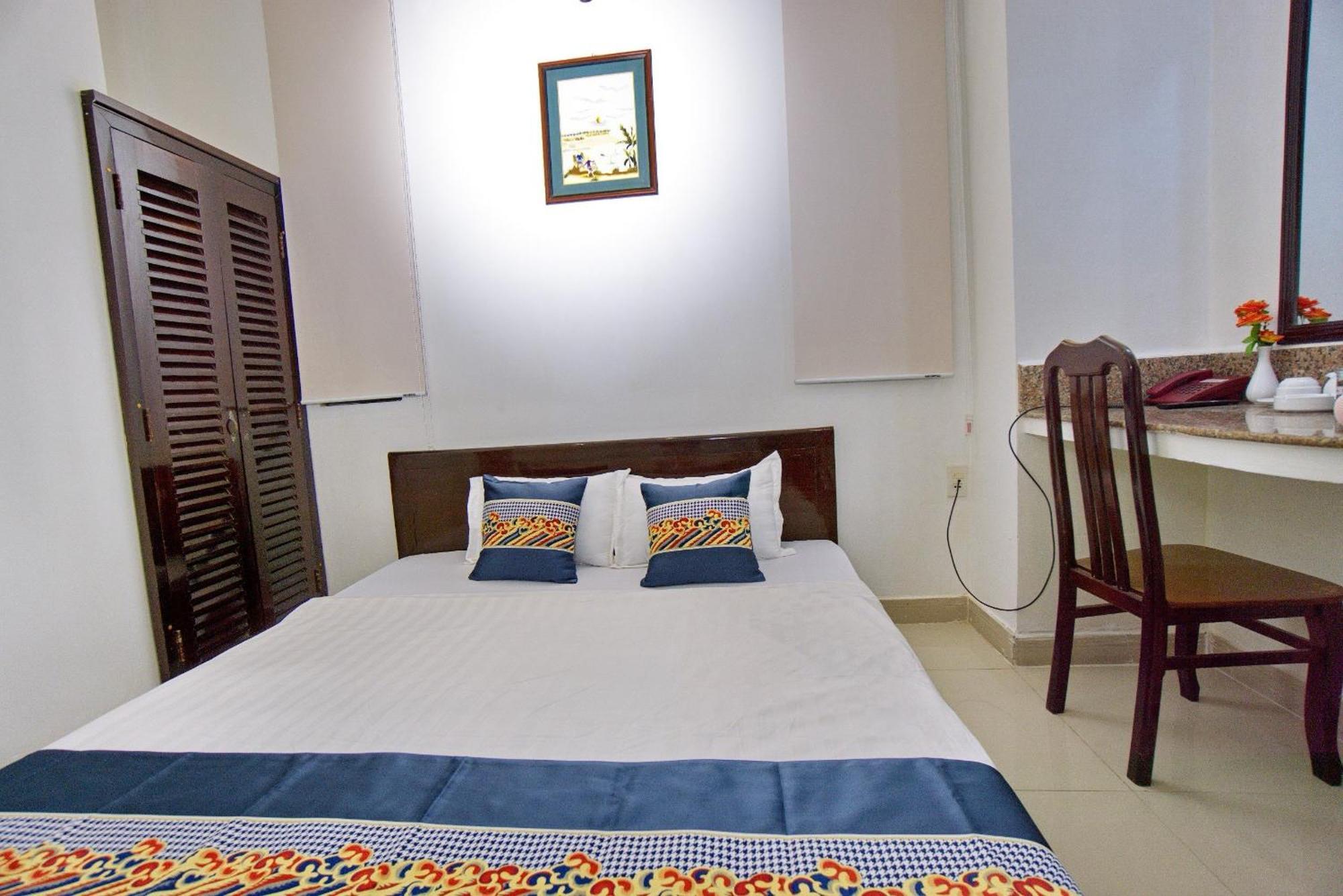 Hotel Hai Chau Chau Doc Exteriör bild